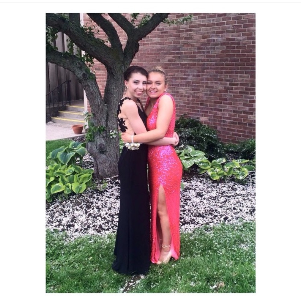 Pink/salmon colored sequence prom dress